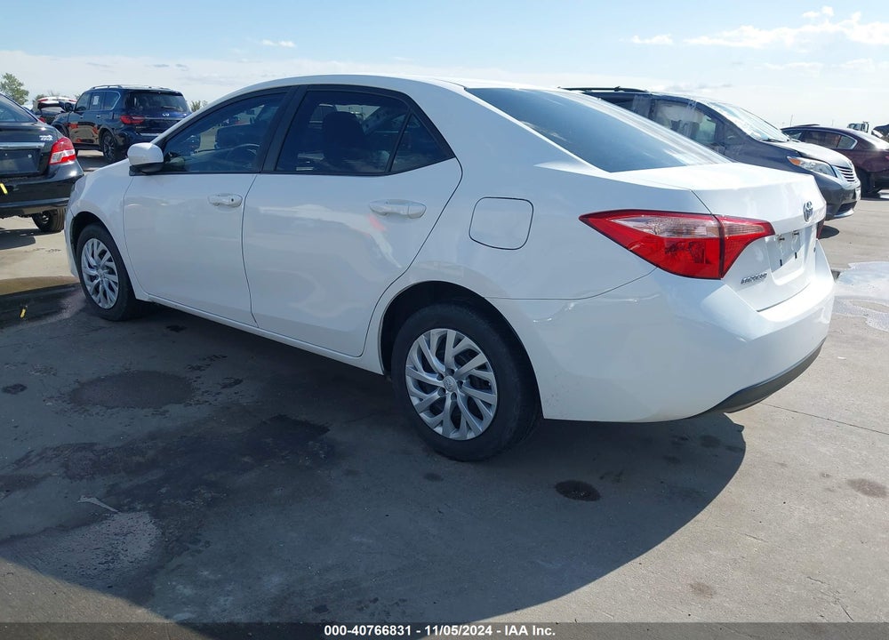 2017 TOYOTA COROLLA LE VIN: 5YFBURHE3HP731945