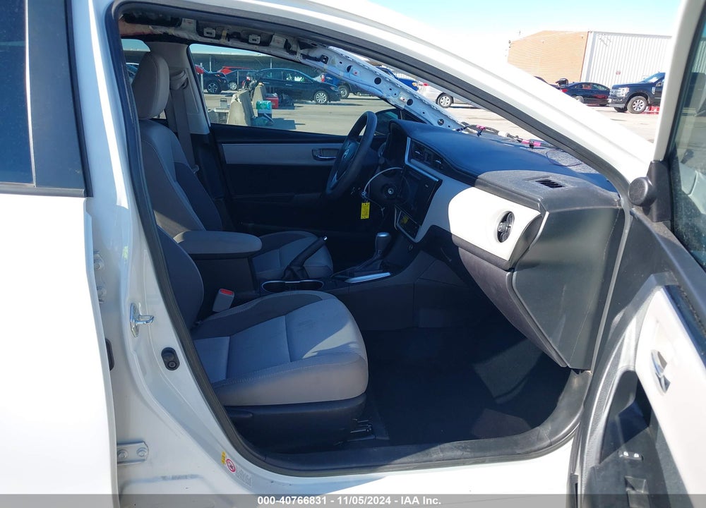 2017 TOYOTA COROLLA LE VIN: 5YFBURHE3HP731945