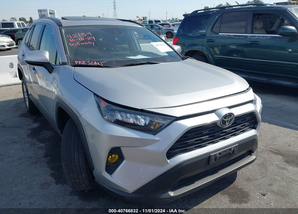 2021 TOYOTA RAV4 VIN: JTMW1RFV0MD079392