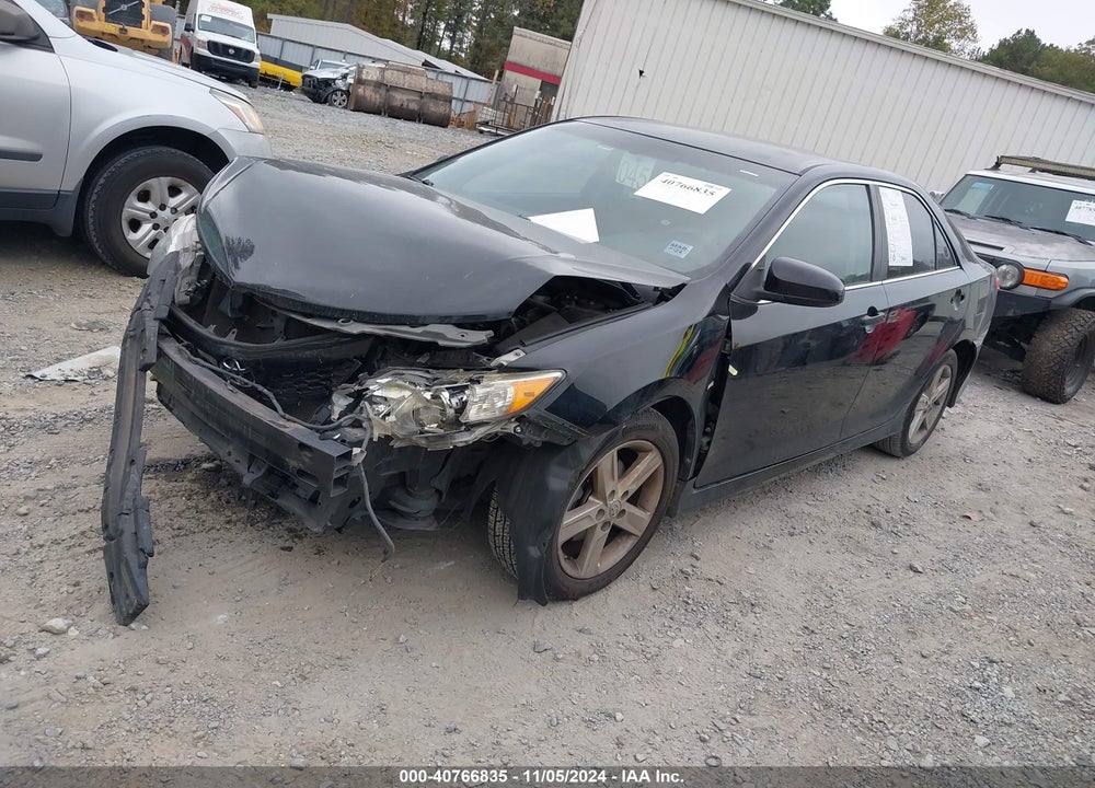 2014 TOYOTA CAMRY SE VIN: 4T1BF1FK0EU757014