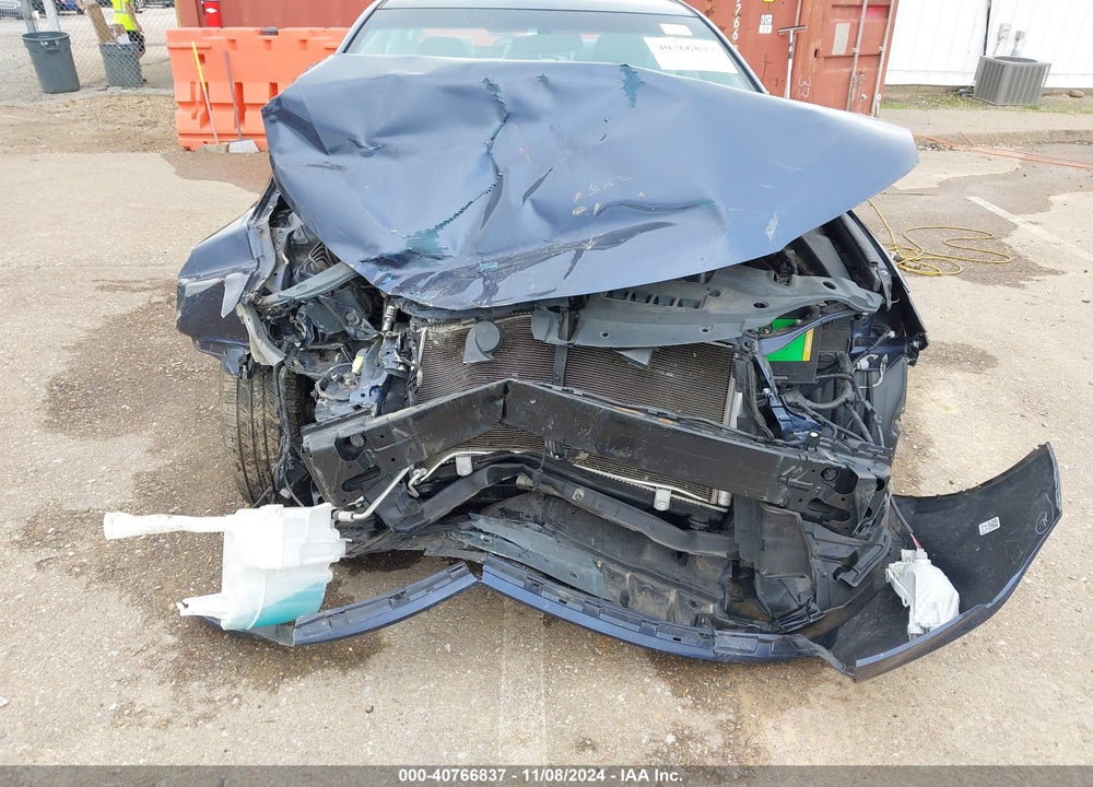 2017 TOYOTA CAMRY LE VIN: 4T1BF1FK2HU788219