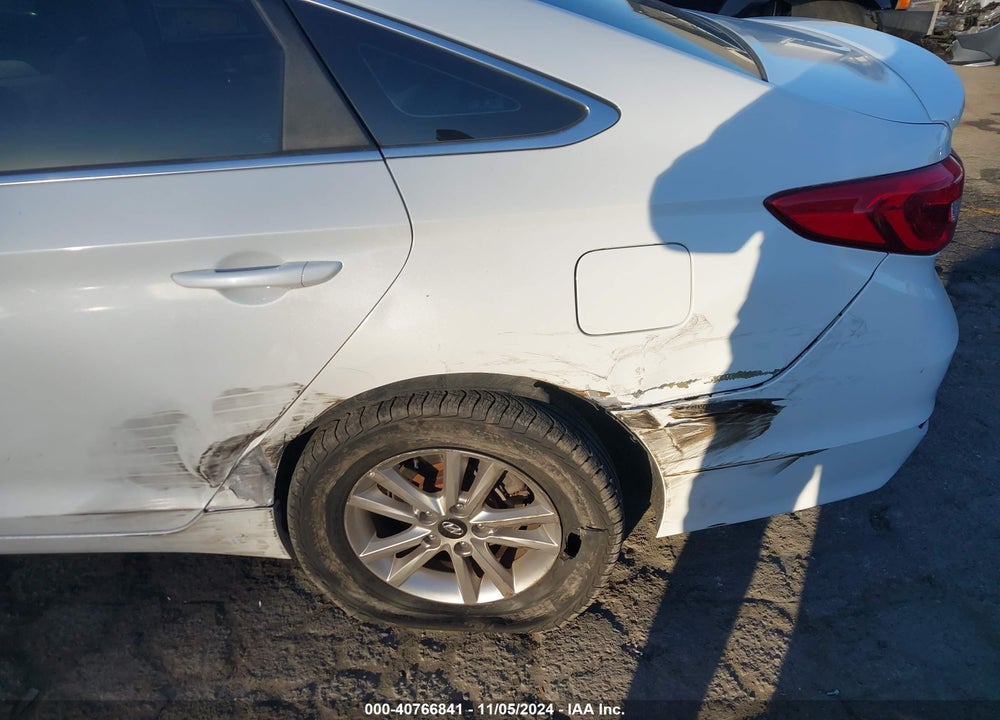 2016 HYUNDAI SONATA VIN: 5NPE24AF4GH405611
