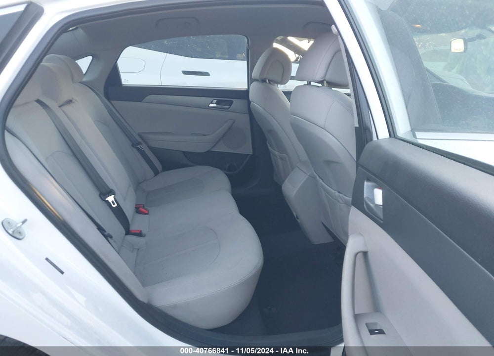 2016 HYUNDAI SONATA VIN: 5NPE24AF4GH405611