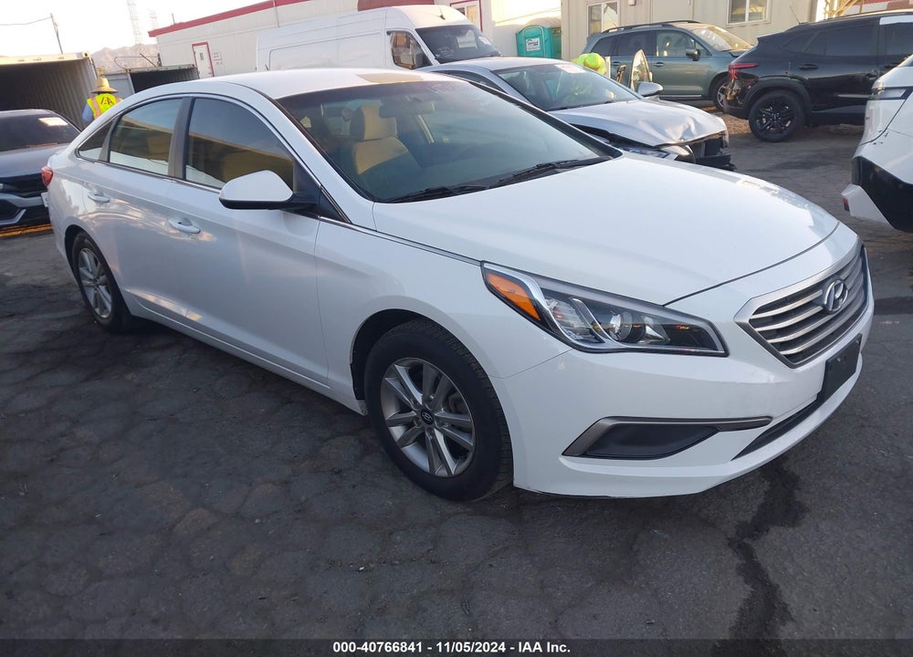 2016 HYUNDAI SONATA VIN: 5NPE24AF4GH405611