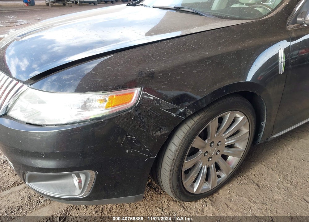 2009 LINCOLN MKS VIN: 1LNHM94R69G635390