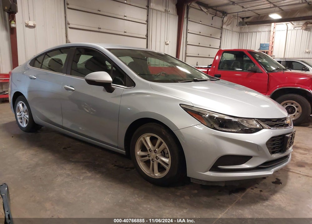 2018 CHEVROLET CRUZE LT AUTO VIN: 1G1BE5SM5J7121311