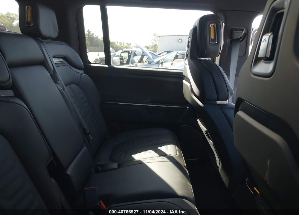 2025 RIVIAN R1S VIN: 7PDSGBBA9SN056202
