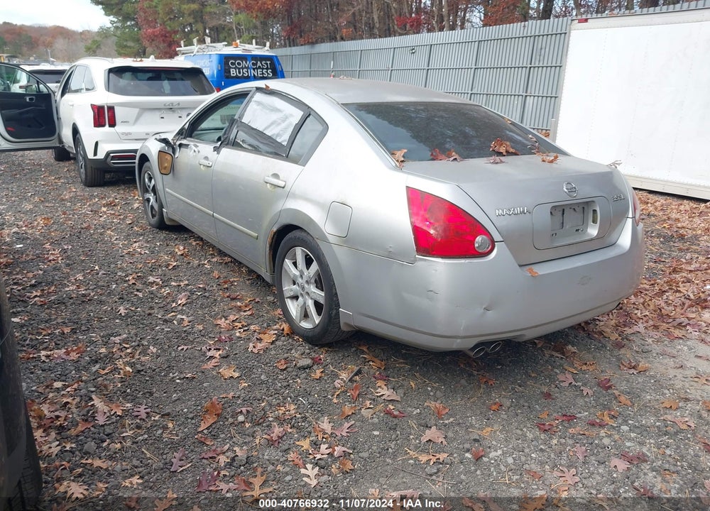 2005 NISSAN MAXIMA 3.5 SL VIN: 1N4BA41E35C863751