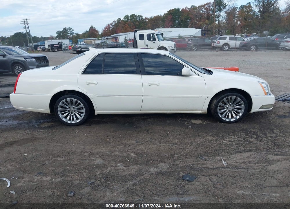 2010 CADILLAC DTS STANDARD VIN: 1G6KA5EY0AU108830
