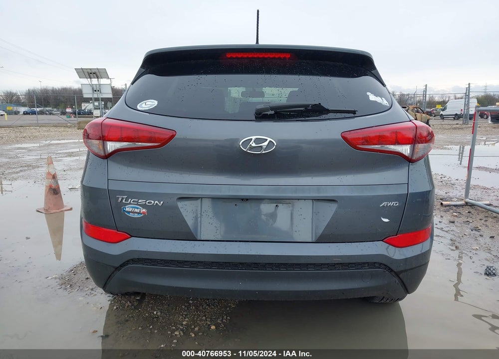 2017 HYUNDAI TUCSON SE VIN: KM8J3CA41HU274029
