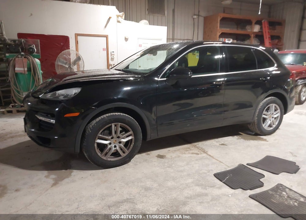 2016 PORSCHE CAYENNE VIN: WP1AA2A23GLA01020