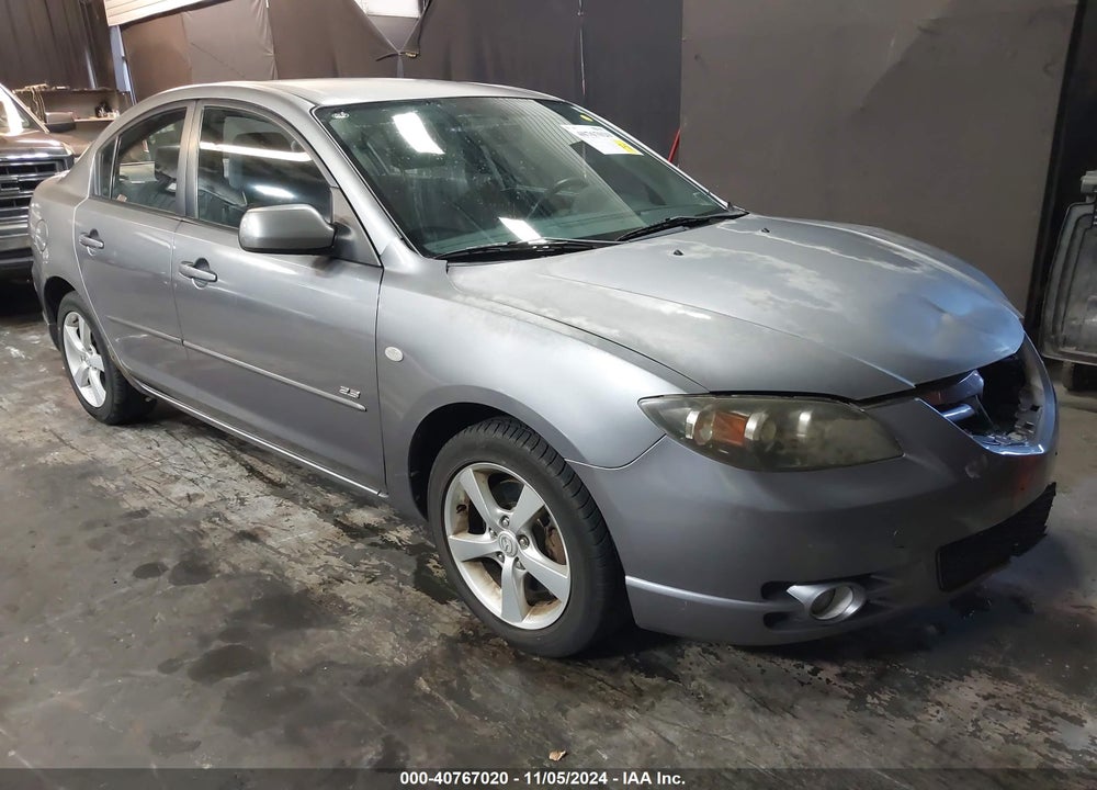2004 MAZDA 3 S VIN: JM1BK323841197592