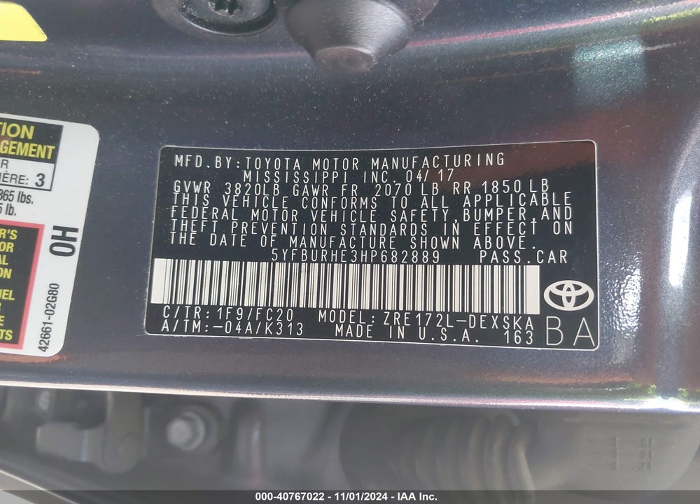 2017 TOYOTA COROLLA SE VIN: 5YFBURHE3HP682889