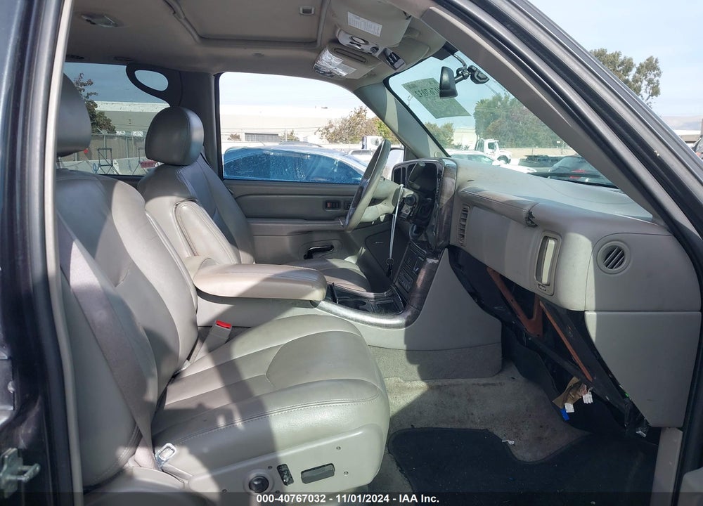 2004 GMC YUKON XL DENALI DENALI (AWD) VIN: 1GKFK66U24J183018