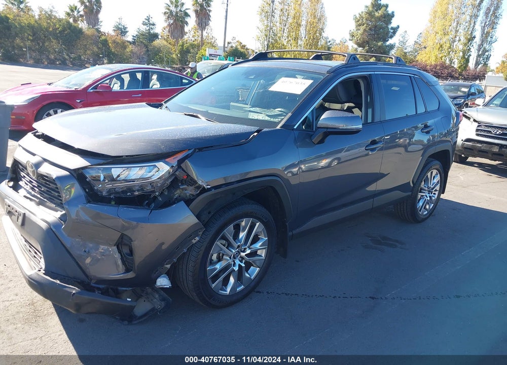 2020 TOYOTA RAV4 XLE PREMIUM VIN: 2T3C1RFV4LW083871