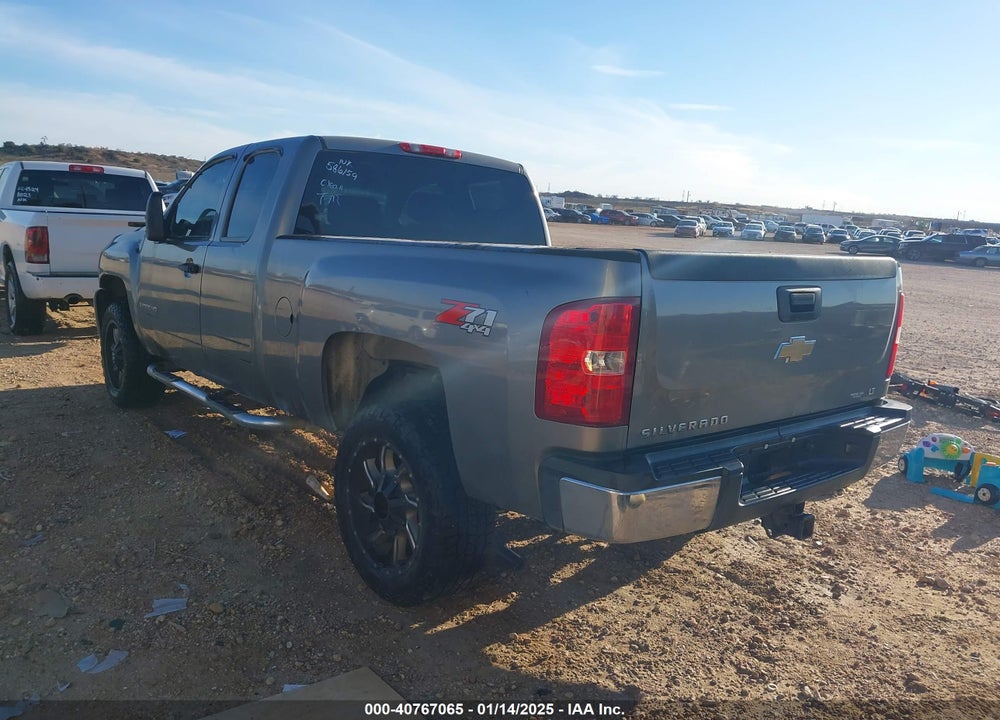 2007 CHEVROLET SILVERADO 2500HD LT1 VIN: 1GCHK29K27E586159