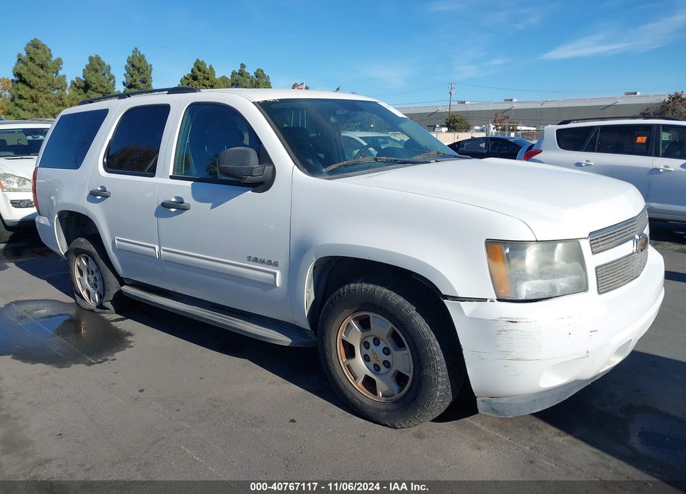 2010 CHEVROLET TAHOE LS VIN: 1GNUKAE03AR132152
