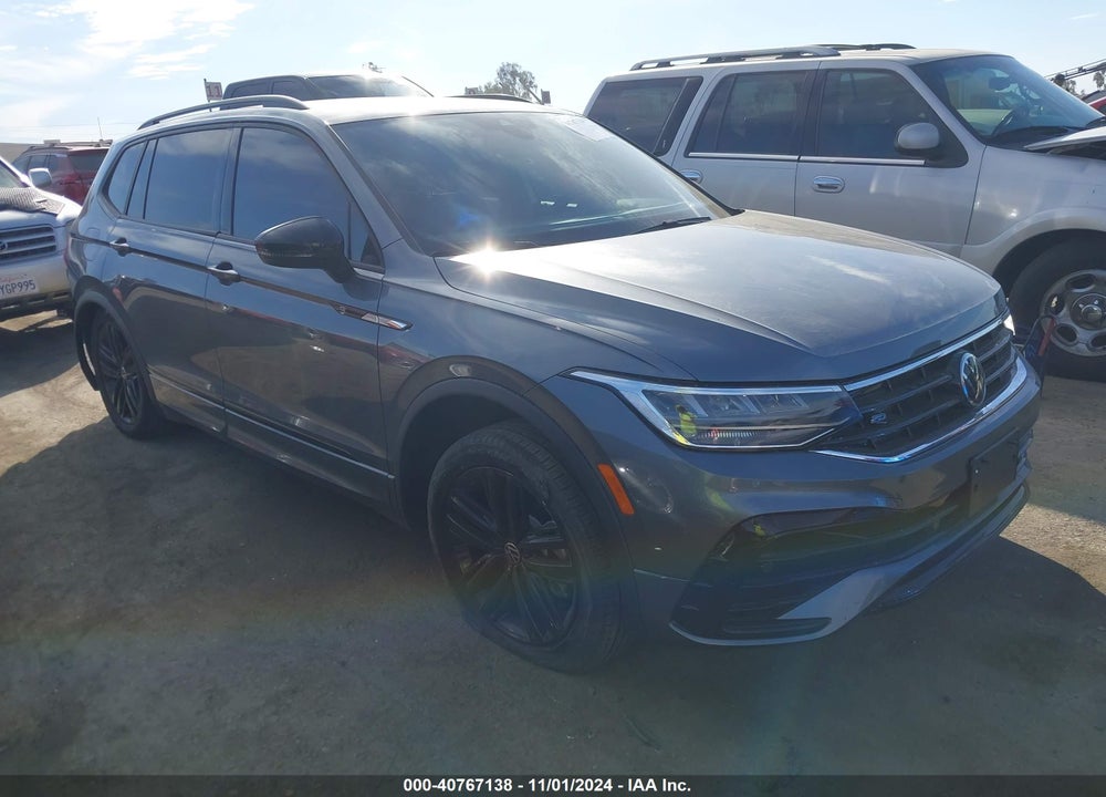2022 VOLKSWAGEN TIGUAN 2.0T SE R-LINE BLACK VIN: 3VVCB7AX1NM104434