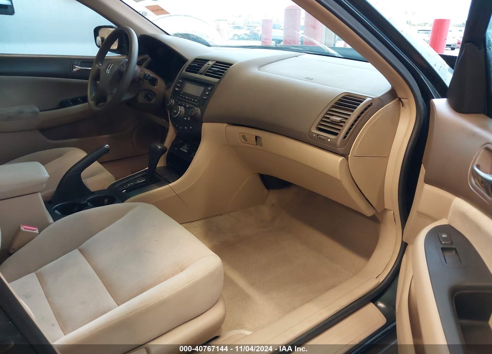 2005 HONDA ACCORD 2.4 LX VIN: 1HGCM56485A091692