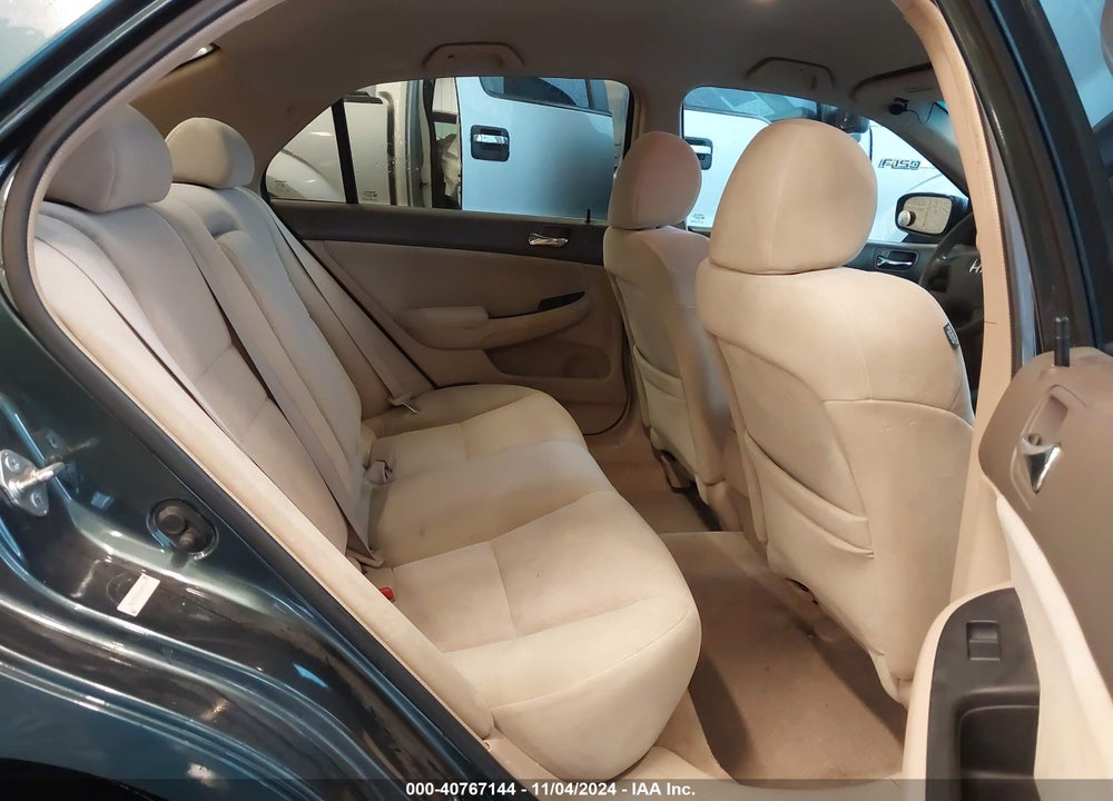 2005 HONDA ACCORD 2.4 LX VIN: 1HGCM56485A091692