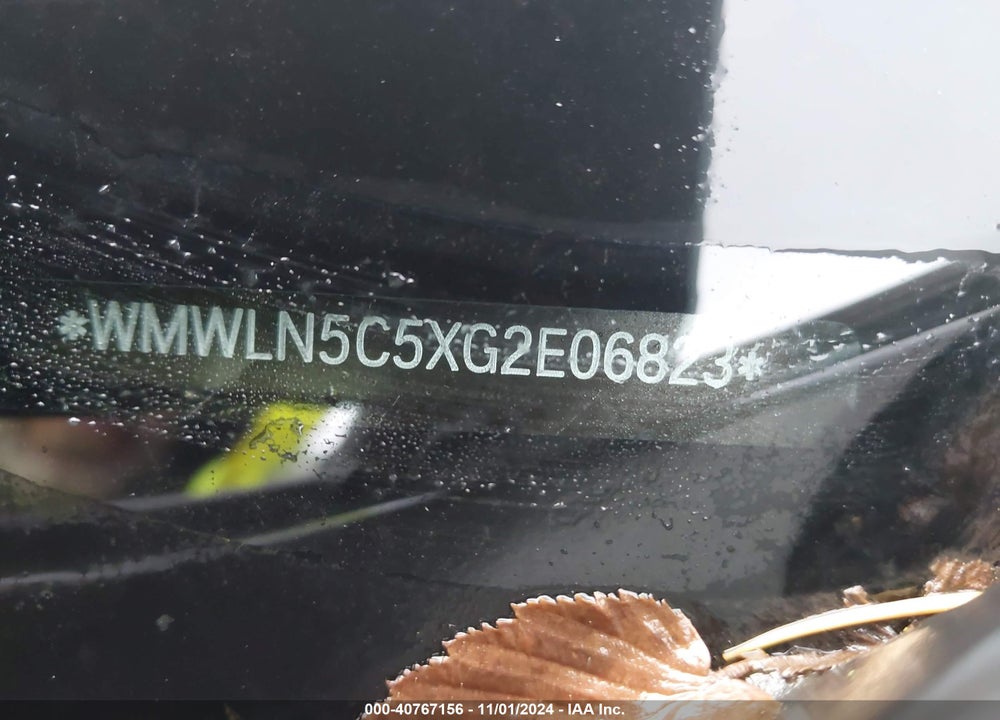 2016 MINI CLUBMAN COOPER VIN: WMWLN5C5XG2E06823