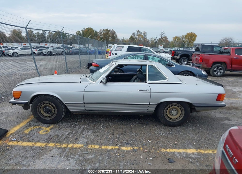 1982 MERCEDES-BENZ 280SL VIN: WDB10704212013999