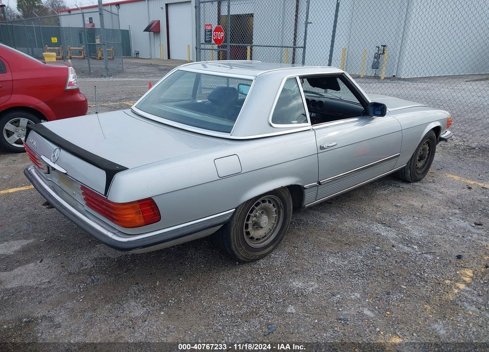 1982 MERCEDES-BENZ 280SL VIN: WDB10704212013999