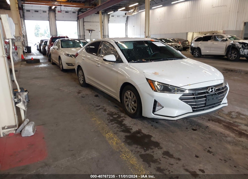 2019 HYUNDAI ELANTRA SE VIN: 5NPD74LF2KH496073