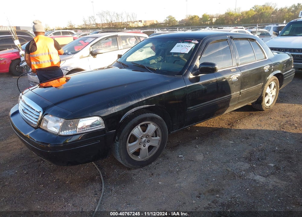 2011 FORD CROWN VICTORIA LX VIN: 2FABP7EV0BX174680