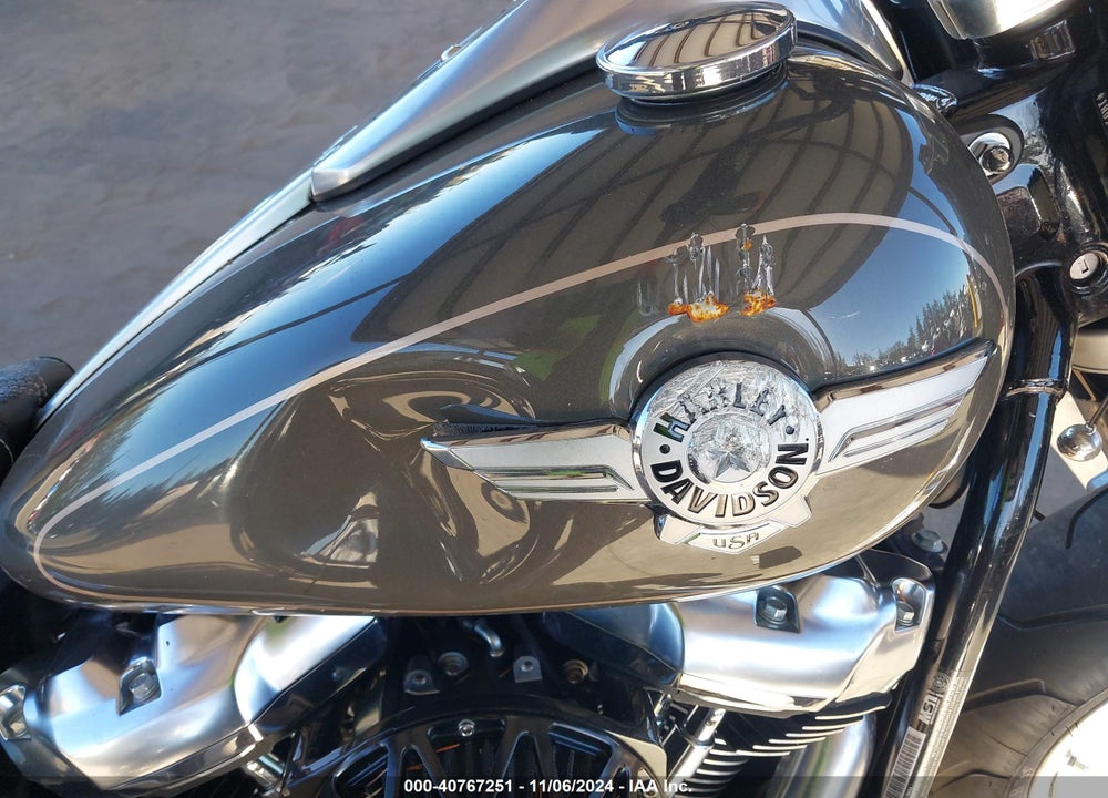 2018 HARLEY-DAVIDSON FLFB FATBOY VIN: 1HD1YFJ13JC031216