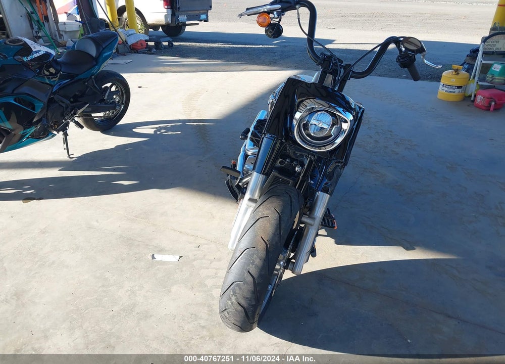 2018 HARLEY-DAVIDSON FLFB FATBOY VIN: 1HD1YFJ13JC031216