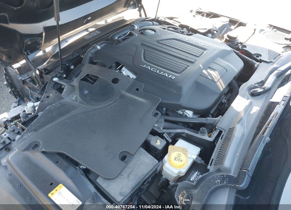 2016 JAGUAR F-TYPE R VIN: SAJWJ6DL8GMK32607
