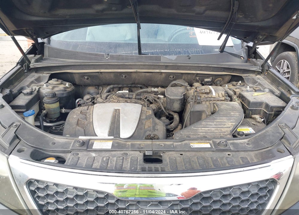 2011 KIA SORENTO LX V6 VIN: 5XYKT4A29BG115779