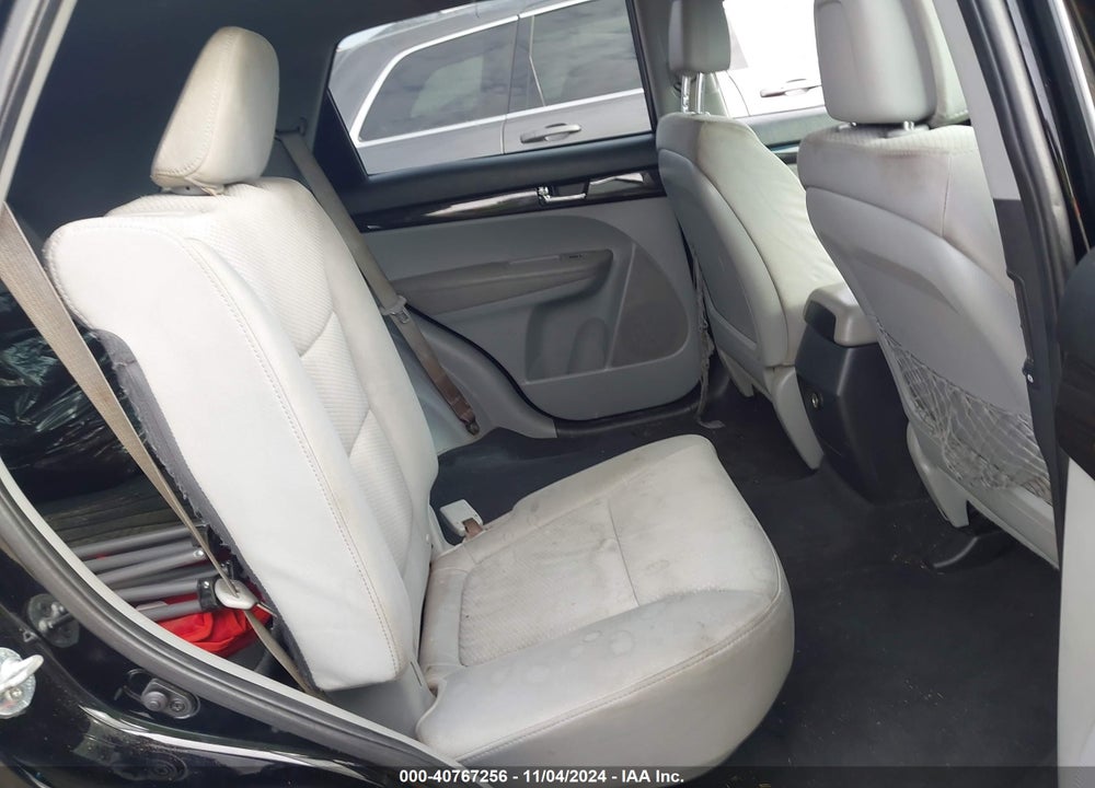 2011 KIA SORENTO LX V6 VIN: 5XYKT4A29BG115779