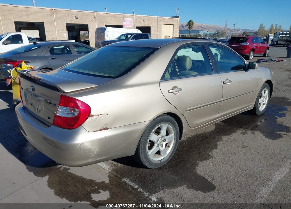 2002 TOYOTA CAMRY SE V6 VIN: JTDBF30K220041873