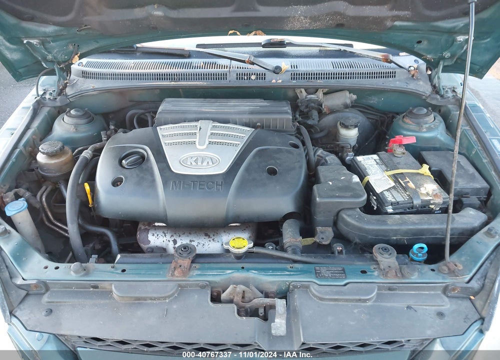 2004 KIA RIO VIN: KNADC125X46330803