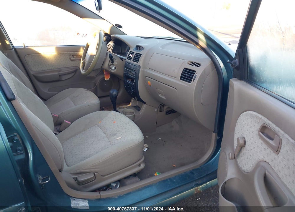 2004 KIA RIO VIN: KNADC125X46330803
