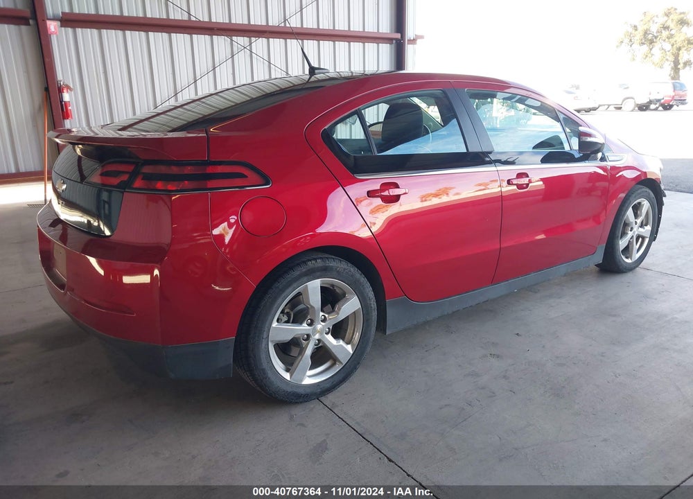 2011 CHEVROLET VOLT VIN: 1G1RD6E4XBU103456