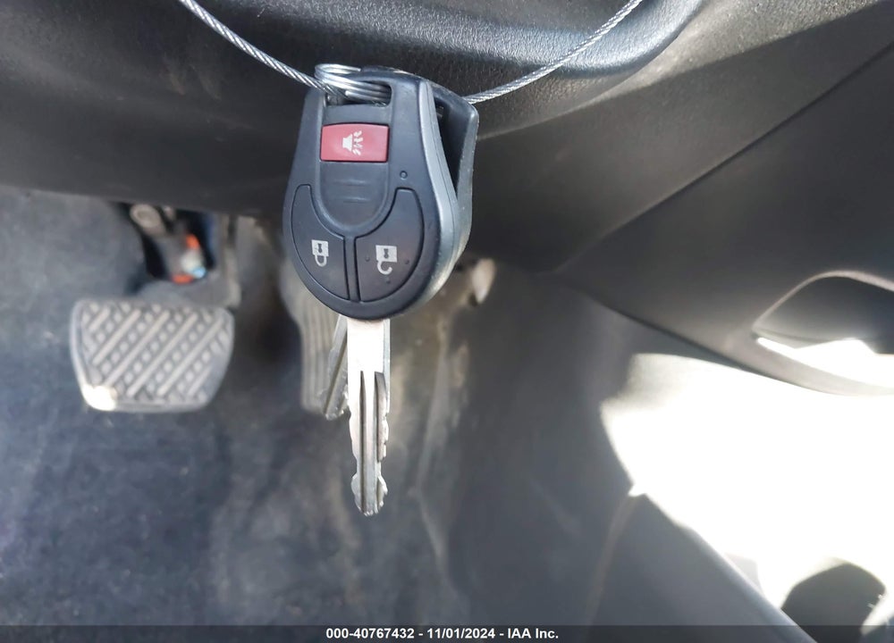 2015 NISSAN VERSA NOTE SV VIN: 3N1CE2CP1FL402210