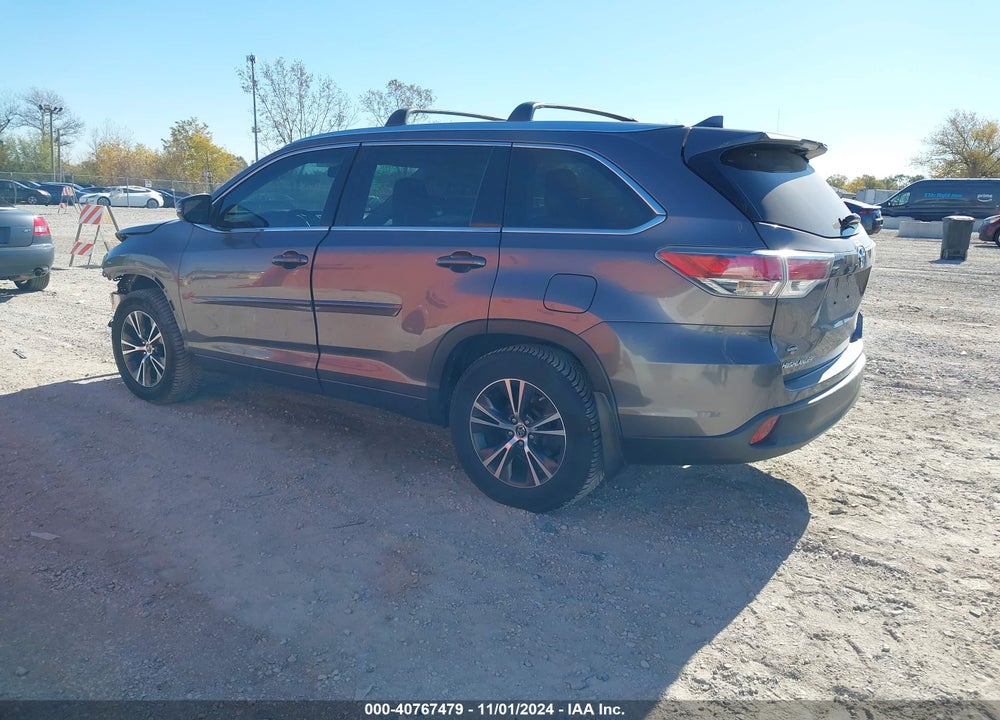 2016 TOYOTA HIGHLANDER XLE V6 VIN: 5TDJKRFH1GS310536