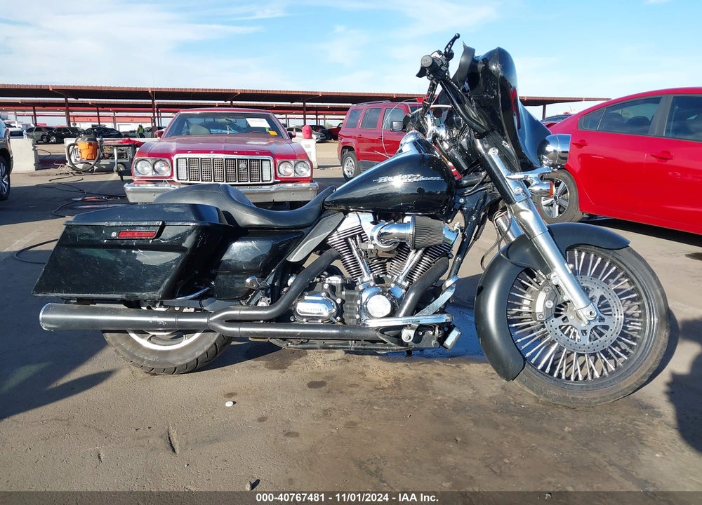 2008 HARLEY-DAVIDSON FLHX VIN: 1HD1KB41X8Y675699