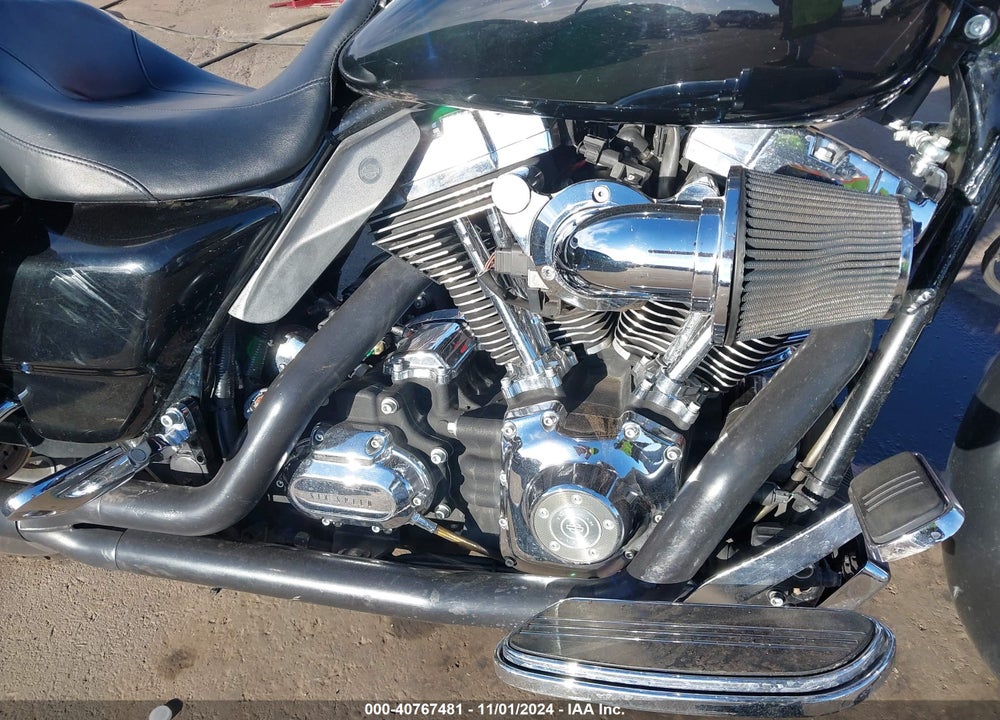 2008 HARLEY-DAVIDSON FLHX VIN: 1HD1KB41X8Y675699