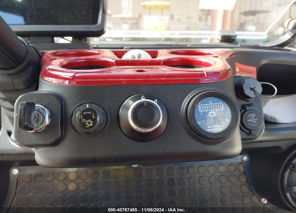 2022 EVOLUTION GOLF CART VIN: 202203521