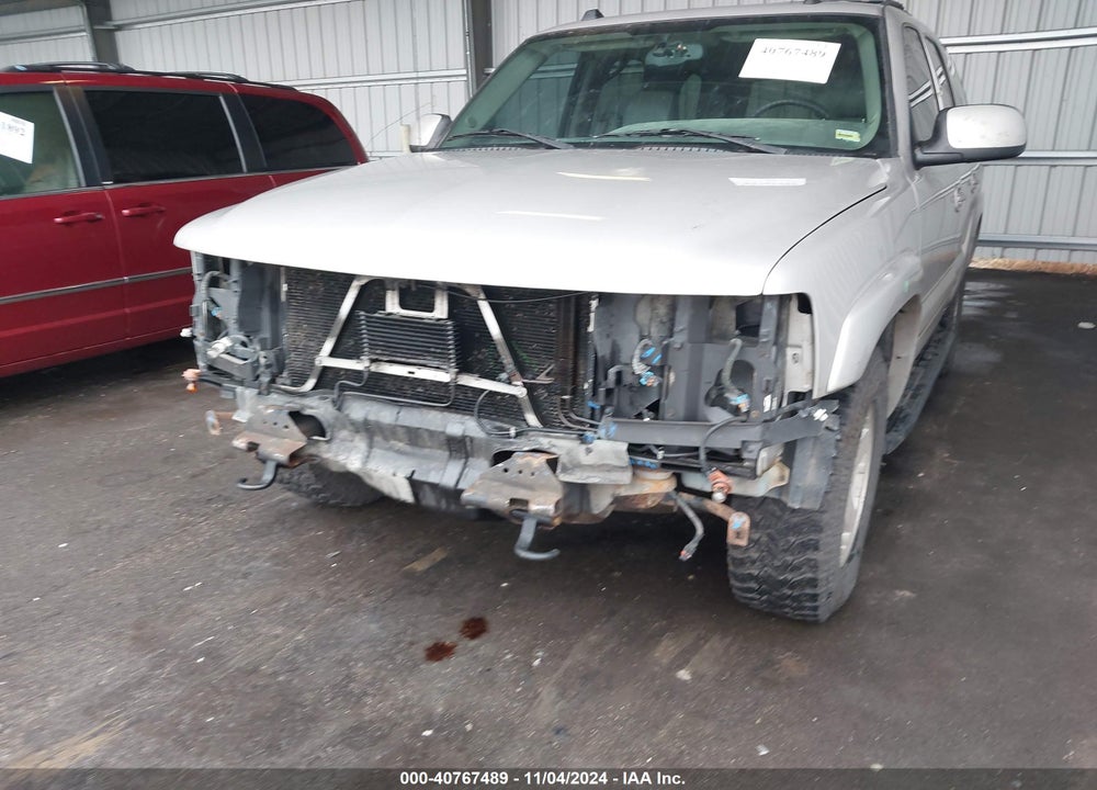2004 CHEVROLET TAHOE LT VIN: 1GNEK13Z64J174789