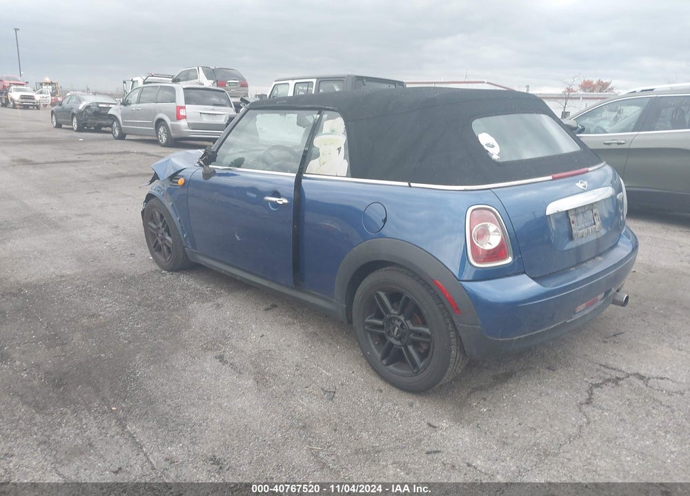 2013 MINI CONVERTIBLE COOPER VIN: WMWZN3C53DT135556
