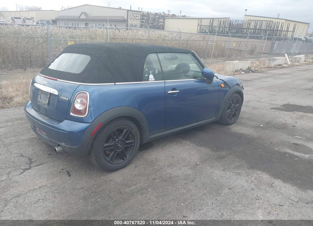 2013 MINI CONVERTIBLE COOPER VIN: WMWZN3C53DT135556