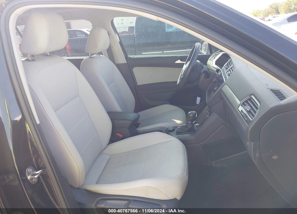 2019 VOLKSWAGEN TIGUAN 2.0T SE/2.0T SEL/2.0T SEL R-LINE/2.0T SEL R-LINE BLACK VIN: 3VV2B7AX5KM080050