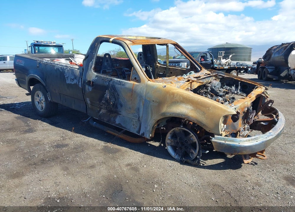 2003 FORD F-150 XL/XLT VIN: 1FTRF18L83NA65180