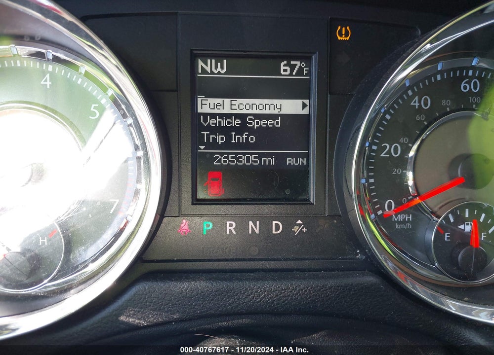 2012 CHRYSLER TOWN & COUNTRY VIN: 2C4RC1BG6CR282380