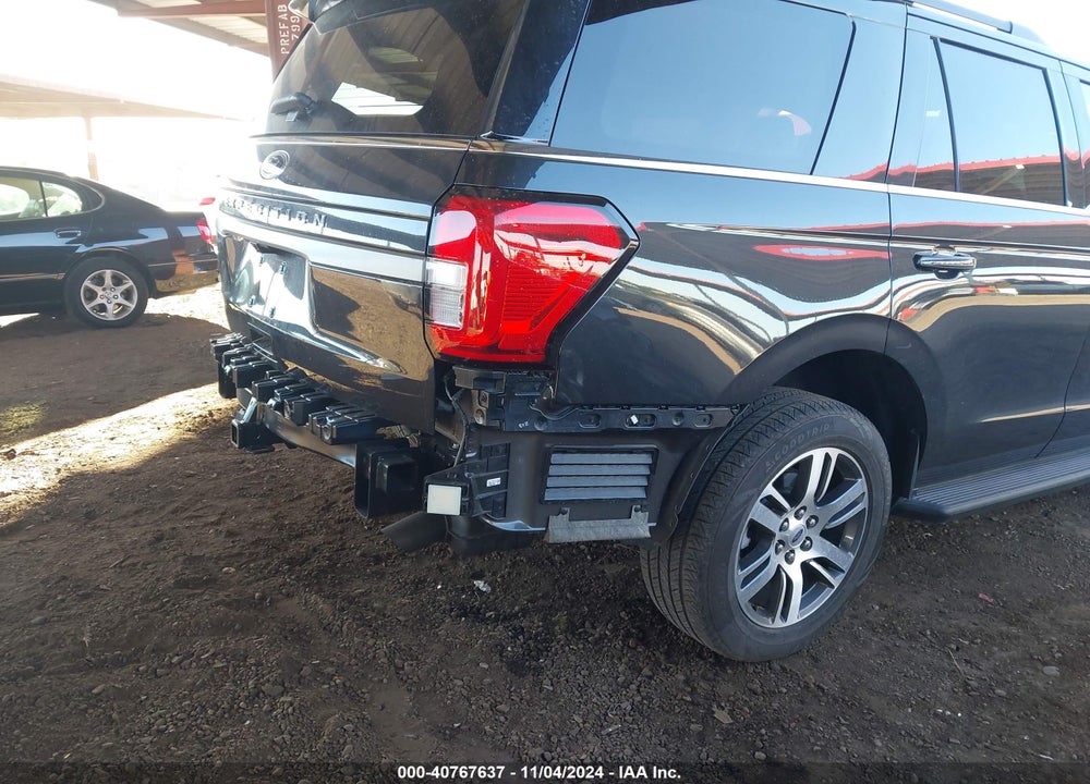 2024 FORD EXPEDITION XLT VIN: 1FMJU1H83REA00773